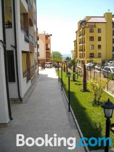 Sanisidro-Marina Park Apartment Sveti Vlas Exterior foto